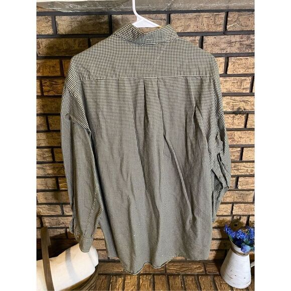 Tommy Hilfiger Button Down - Picture 2 of 5